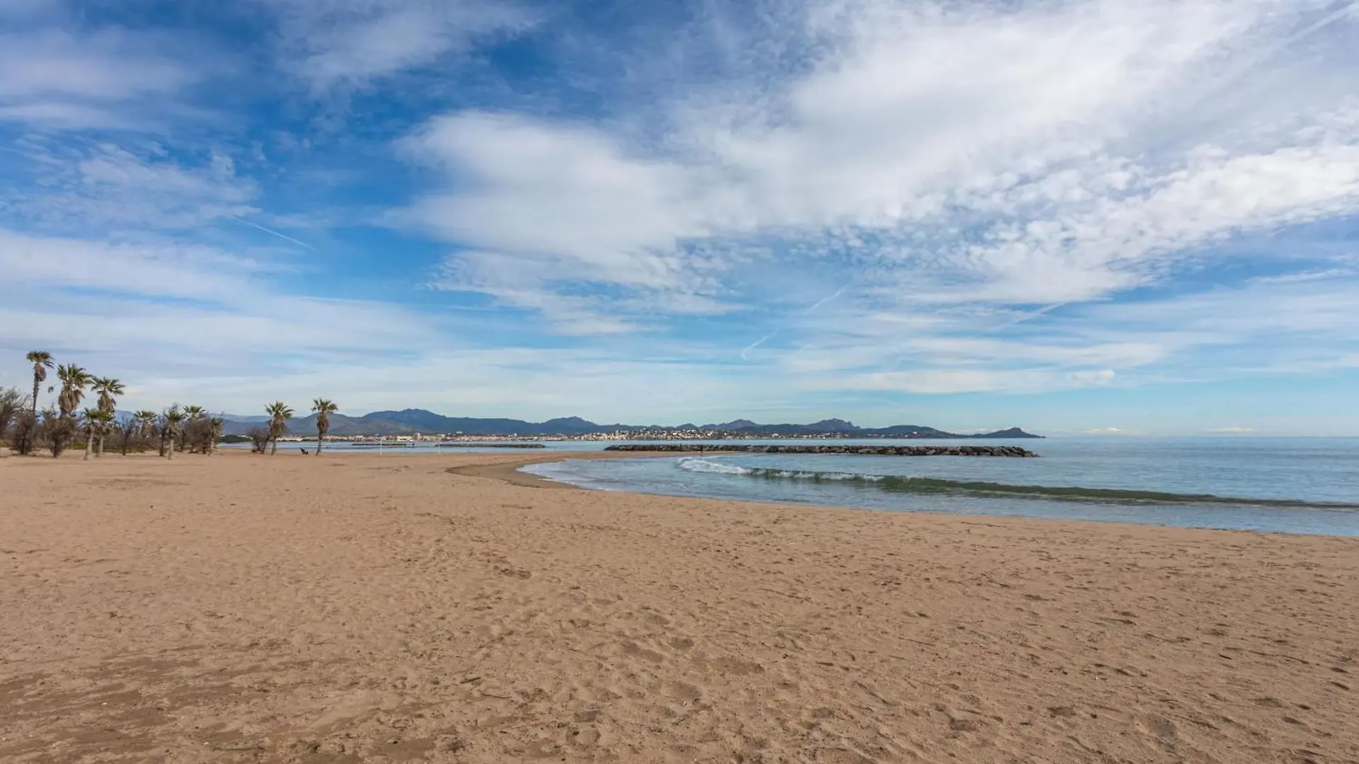 Unique Appartement Pieds Dans L'Eau Frejus Apartment
